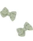 2PK BABY BLOOM CLIPS: gauze sage/black dot