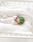 PATTERNED SHABBY KNOT: clover rainbow