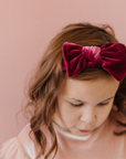 VELVET KNOT HARD HEADBAND: winter berry