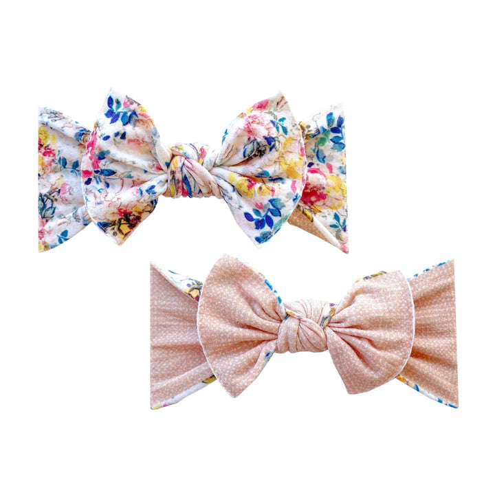 Accessorizing with Bows: A Must-Have for Every Baby Girl's Wardrobe