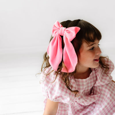 POINTED BIG BELLE CLIP: velvet neon pink-a-boo