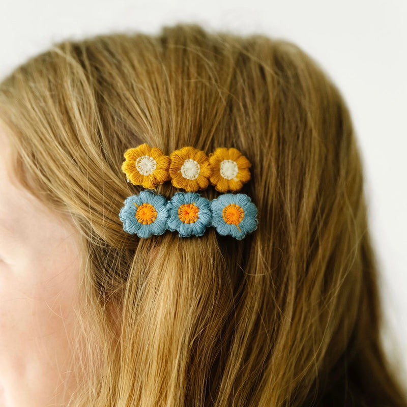 4PK NOVELTY CLIPS: fall embroidered flowers