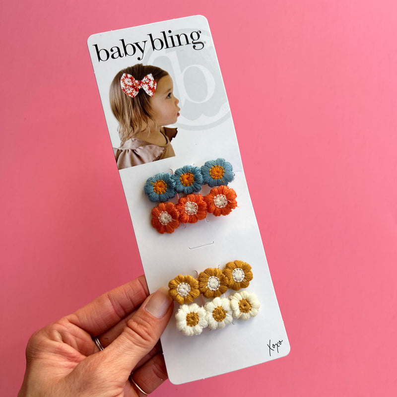 4PK NOVELTY CLIPS: fall embroidered flowers