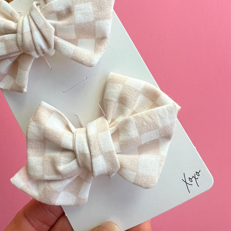 2PK BABY BLOOM CLIPS: blush race check