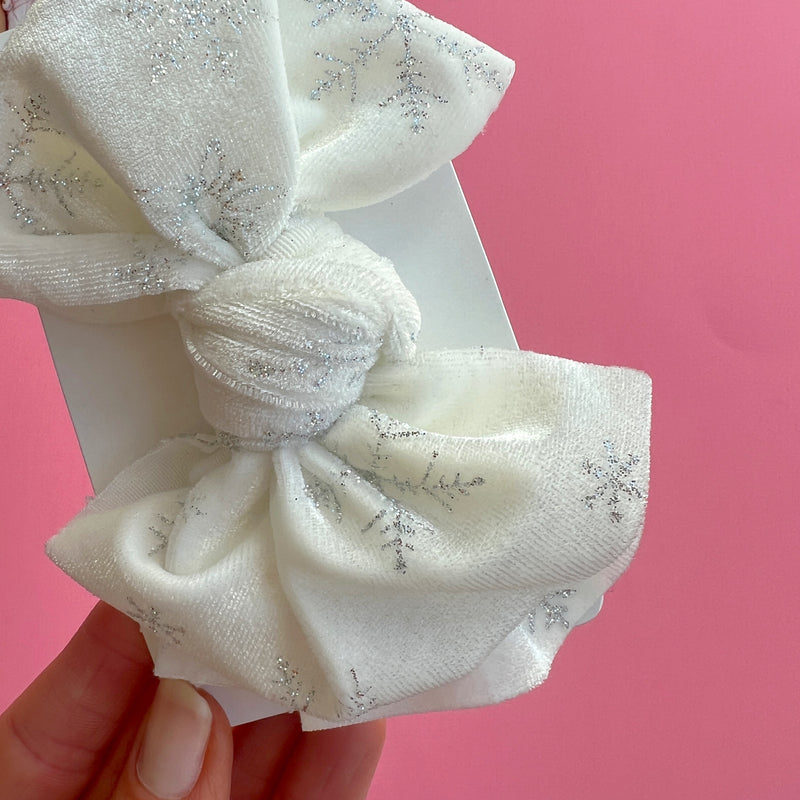 VELVET FAB® CLIP: snow queen