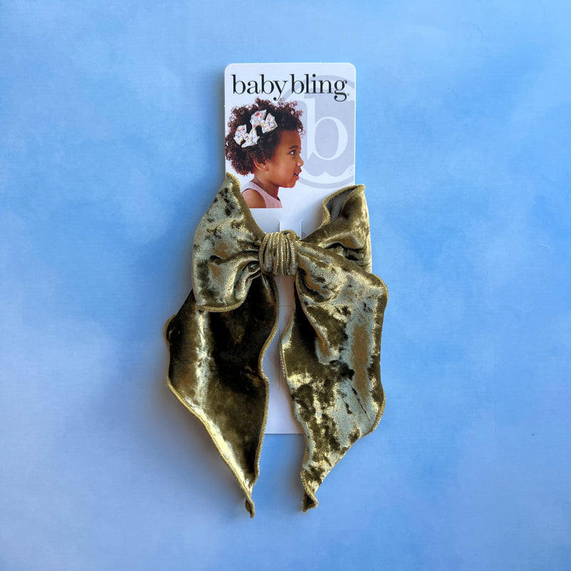 POINTED BIG BELLE CLIP: crushed velvet moss