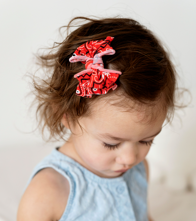 2PK PRINTED BABY FAB CLIPS: red bandana