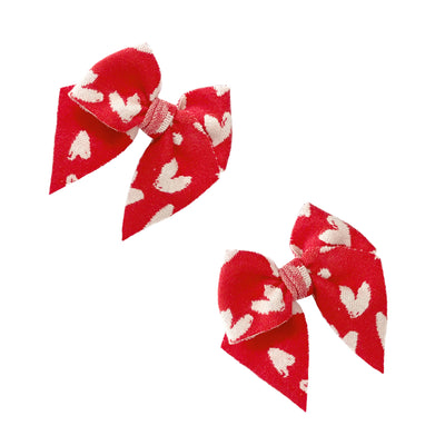 2PK BABY BLOOM CLIPS: knit cherry heart