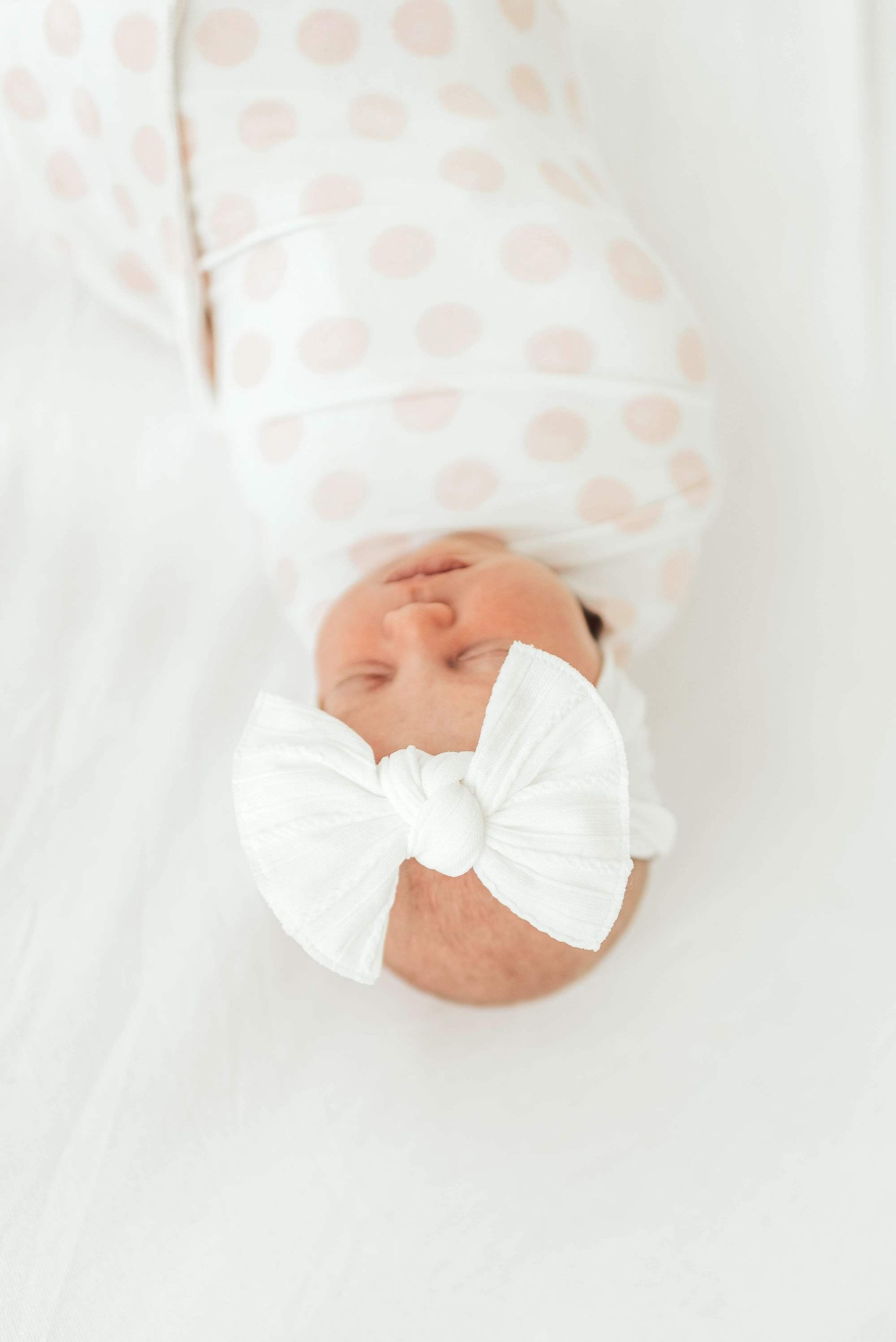 Soft Nylon Headband Cable Knit Knot Style One Size: white-Baby Bling Bows