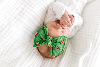PATTERNED SHABBY KNOT: clover / pastel rainbow