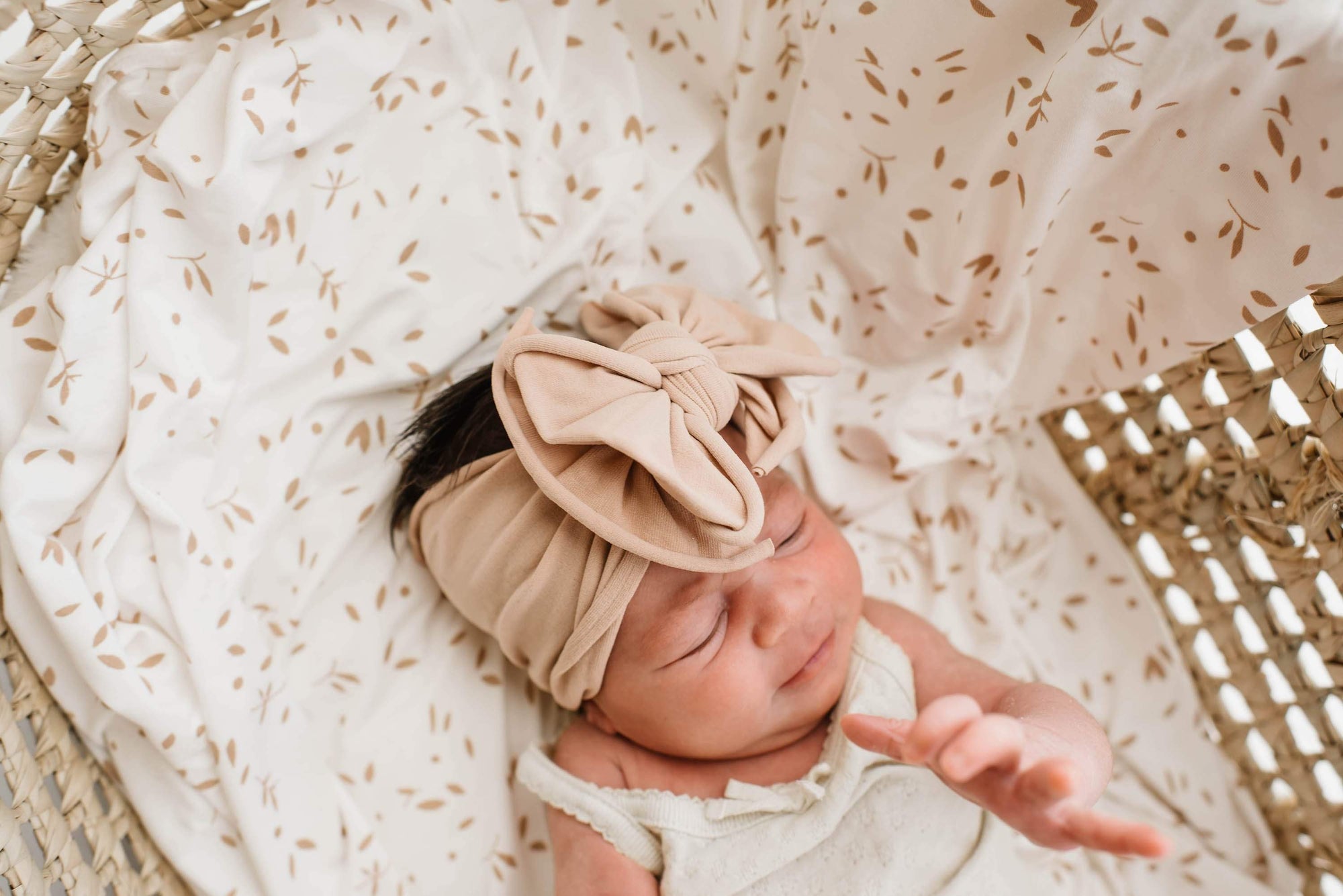 FAB-BOW-LOUS: blush-Baby Bling Bows