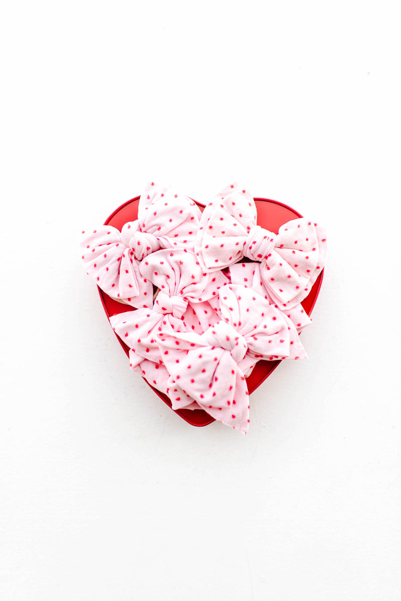 PATTERNED SHABBY KNOT: pink / red dot