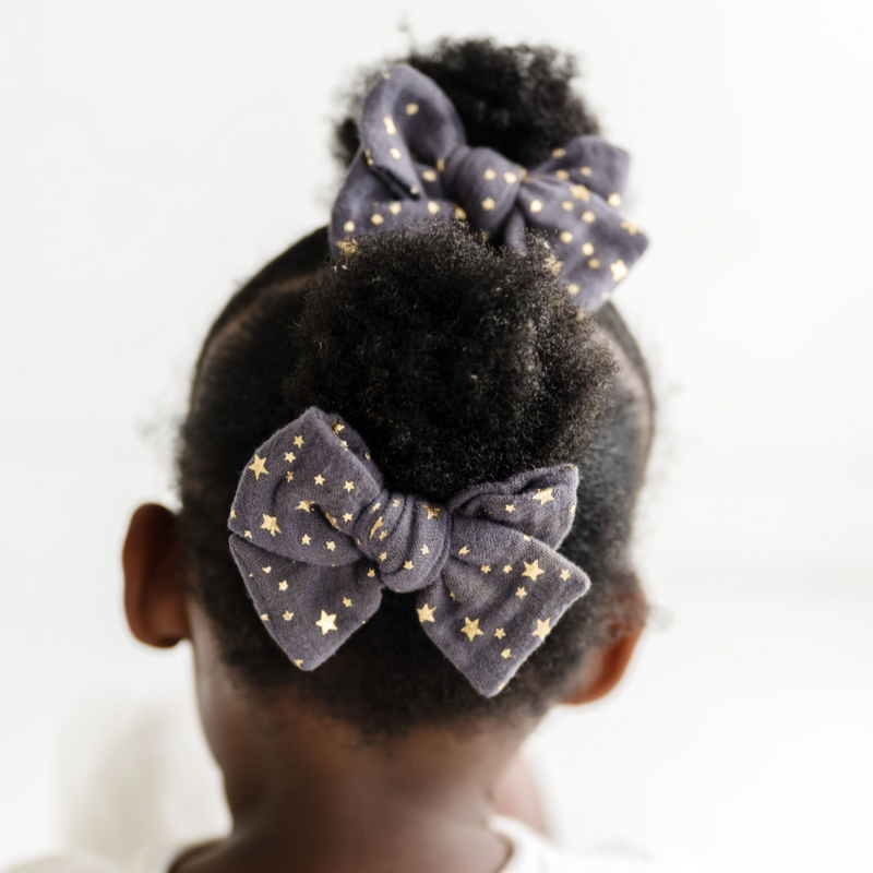2PK BABY BLOOM CLIPS: gauze pewter & gold star