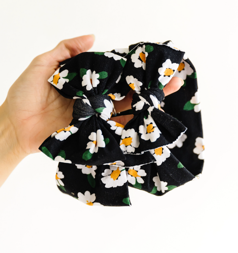 PRINTED KNOT: moonflower
