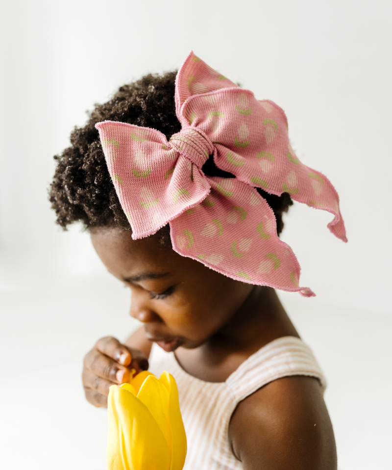 POINTED BIG BELLE CLIP: bubblegum knit tulip