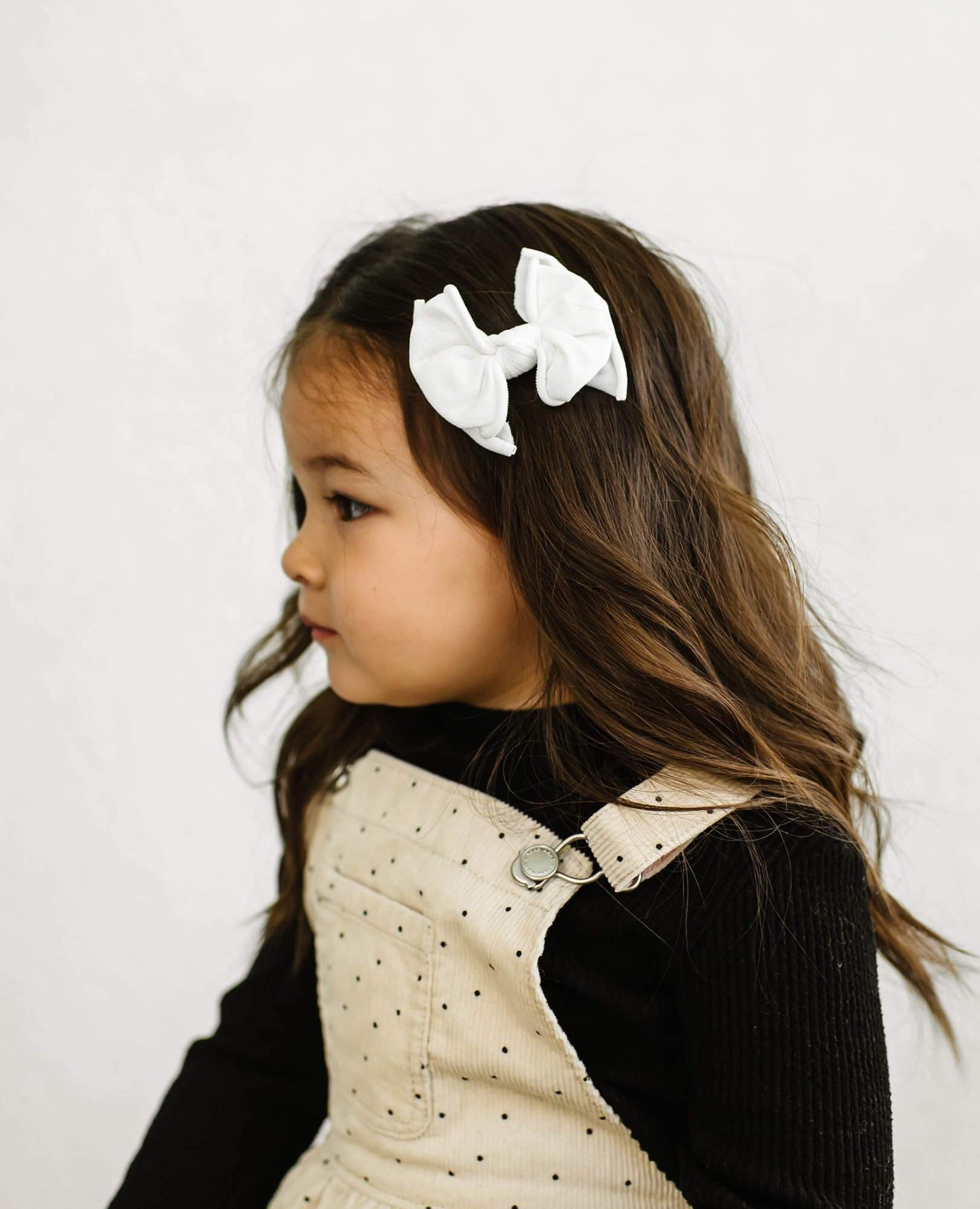 2 Pack Spandex/Nylon Baby Fab Clips One Size: white-Baby Bling Bows